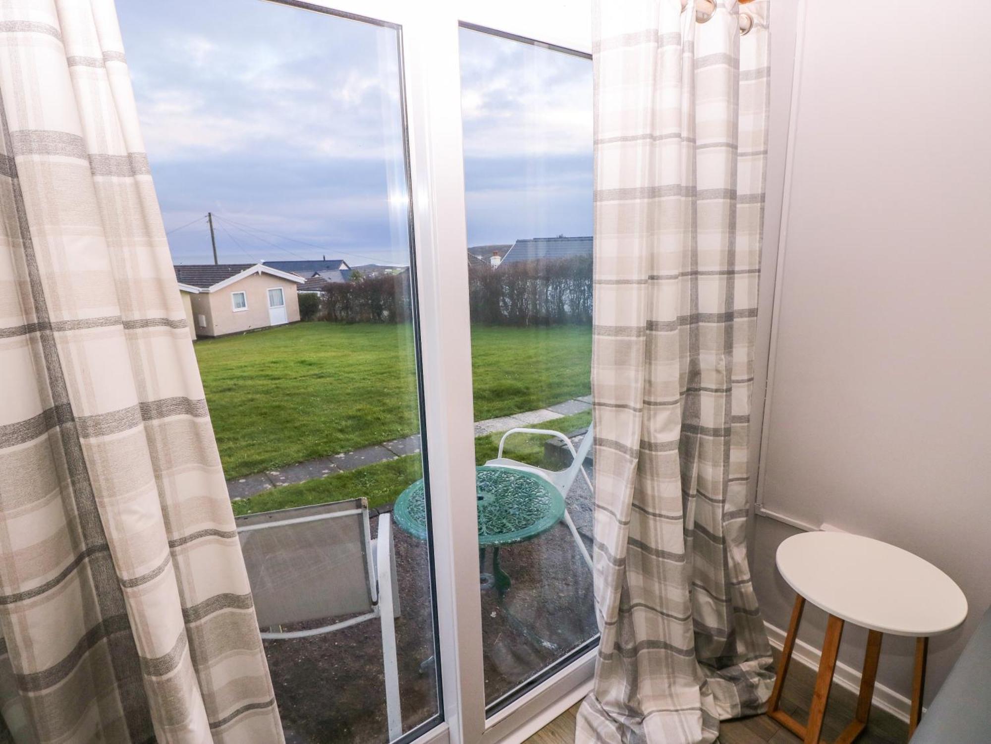 27 Holiday home *