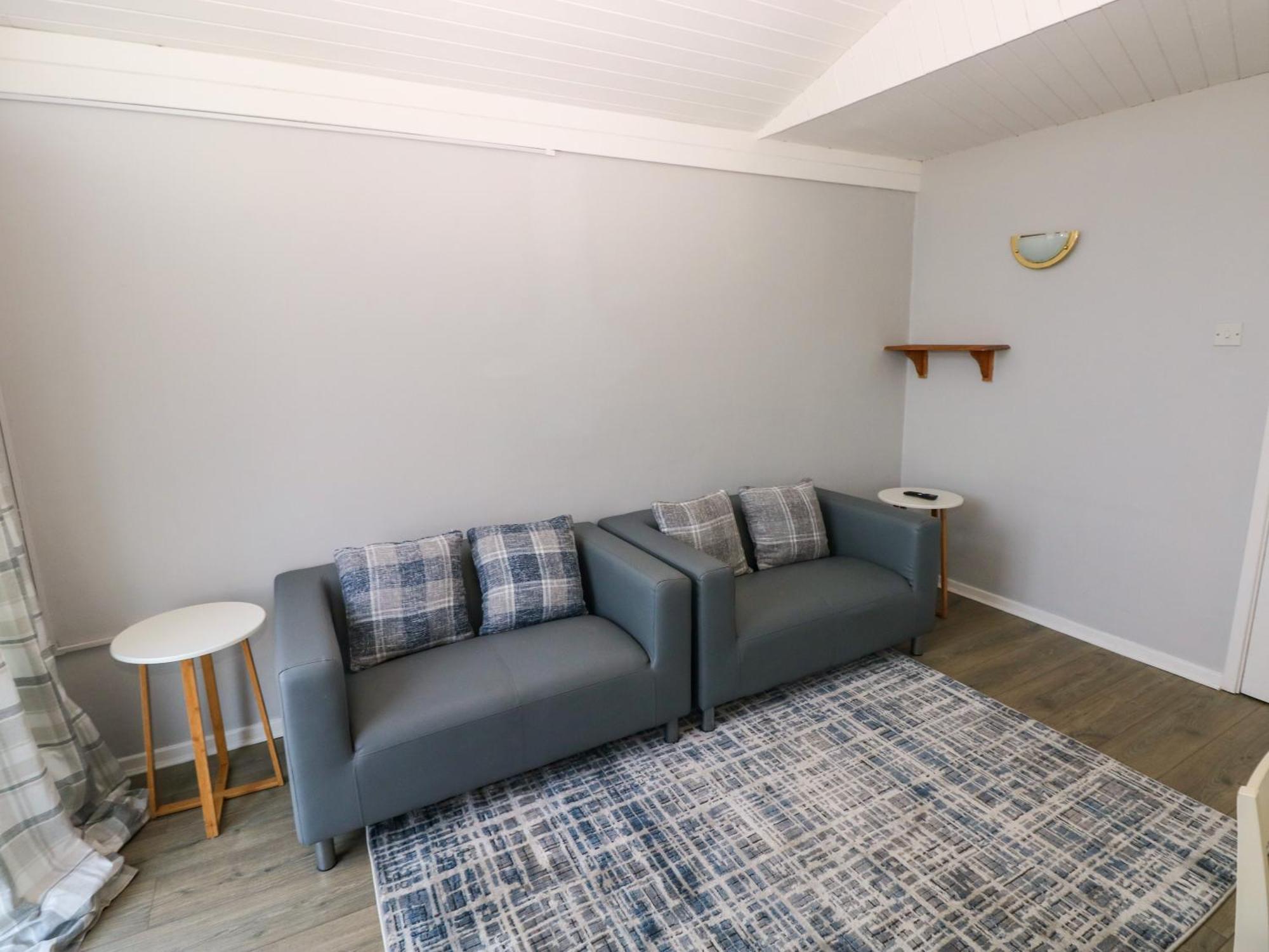 27 Holiday home Swansea